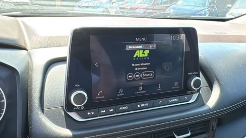 Used 2023 Nissan Rogue S image 14