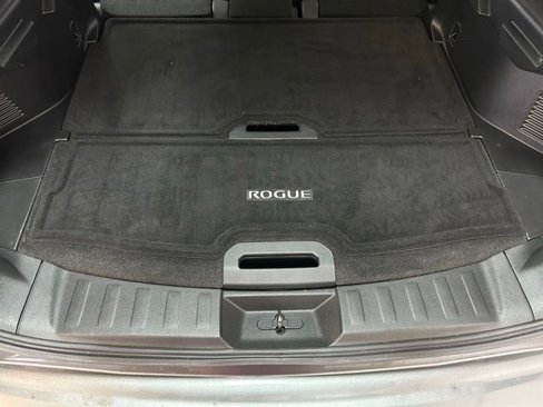 Used 2019 Nissan Rogue S image 33