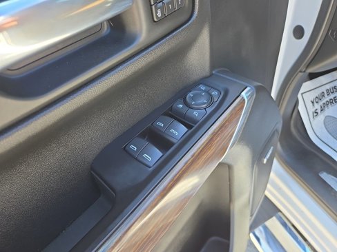 Used 2020 Chevrolet Silverado 1500 High Country image 13