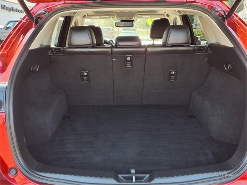 Used 2019 MAZDA CX-5 Touring image 24