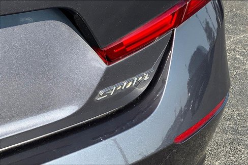 Used 2018 Honda Accord Sport image 9