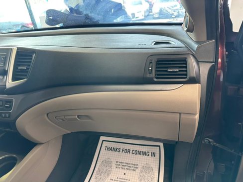 Used 2019 Honda Pilot LX image 32