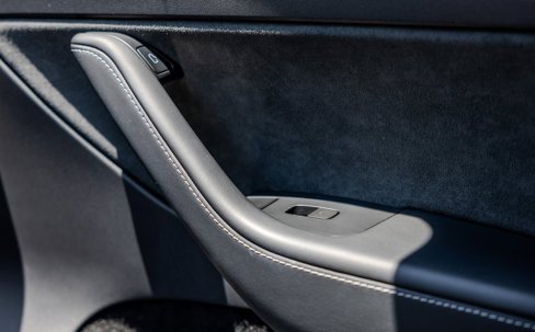 Used 2023 Tesla Model Y Long Range image 11