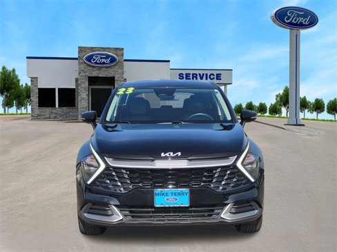Used 2023 Kia Sportage EX image 2