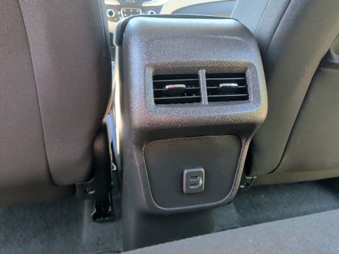 Certified 2024 Chevrolet Equinox LT image 18
