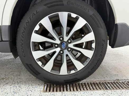 Used 2015 Subaru Outback 2.5i Limited image 34