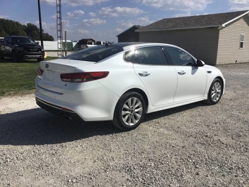 Used 2018 Kia Optima S w/ Panoramic Sunroof Package image 3