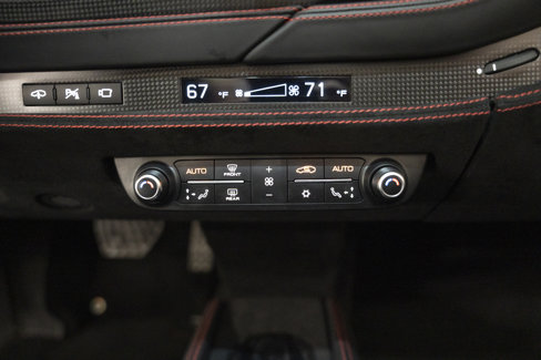Used 2021 Ferrari F8 Tributo image 55