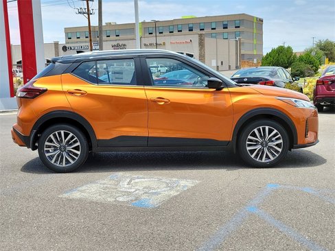 New 2024 Nissan Kicks SV image 12