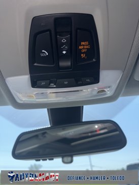 Used 2018 BMW 320i xDrive Sedan w/ Convenience Package image 23