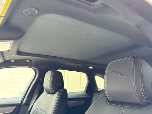 New 2026 Jaguar F-PACE R-Dynamic S image 14