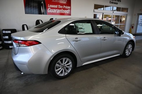 New 2026 Toyota Corolla LE image 5