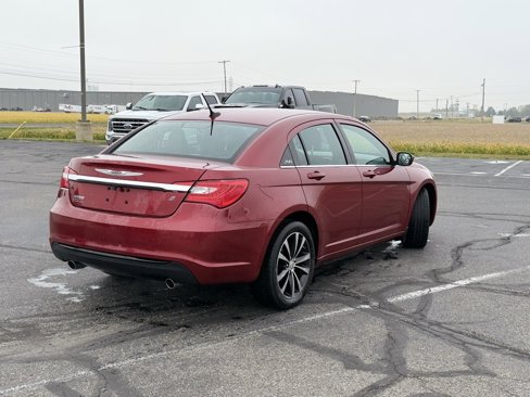 Used 2014 Chrysler 200 Touring w/ 200 S Group image 2
