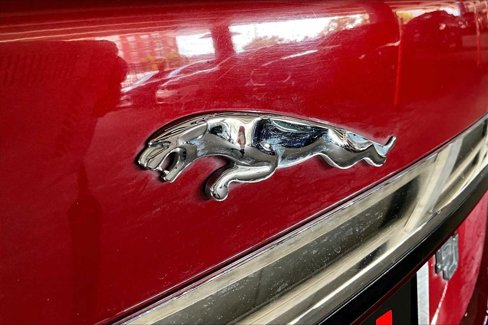 Used 2012 Jaguar XF image 30