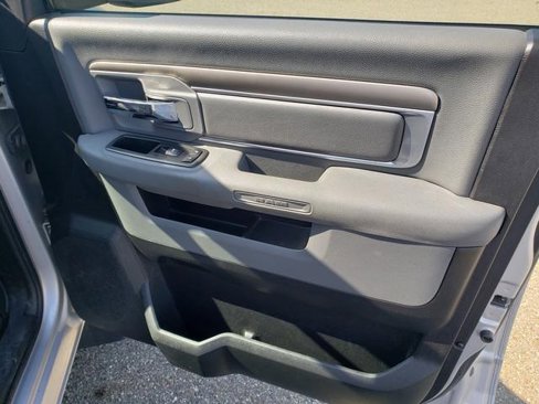 Used 2013 RAM 1500 Classic SLT image 22