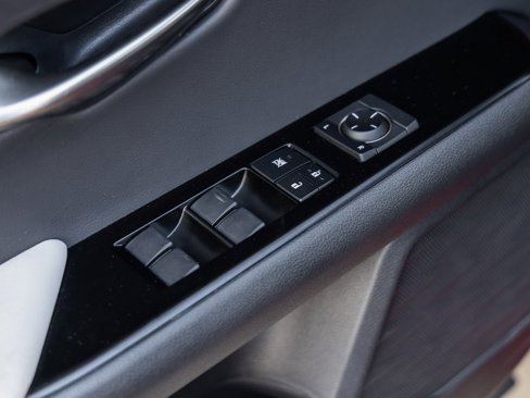 Used 2023 Lexus UX 250h FWD w/ Premium Package image 16