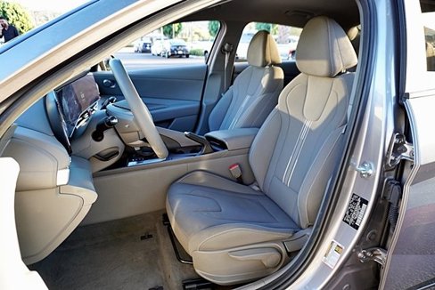 Certified 2024 Hyundai Elantra SEL image 14