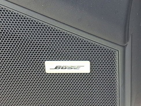 Certified 2023 Porsche Cayenne Platinum Edition image 28