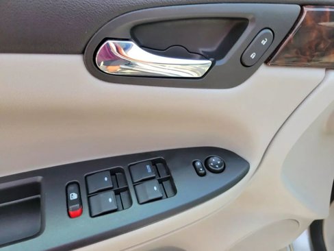 Used 2016 Chevrolet Impala Limited LS image 19