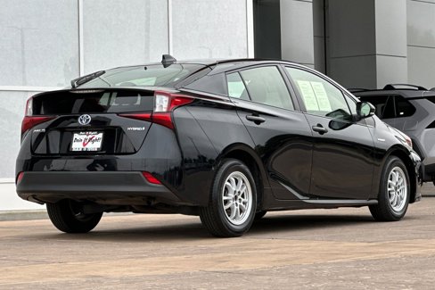 Certified 2022 Toyota Prius LE image 4
