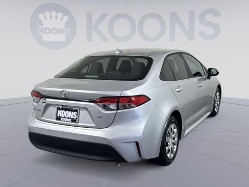 Used 2024 Toyota Corolla LE image 7