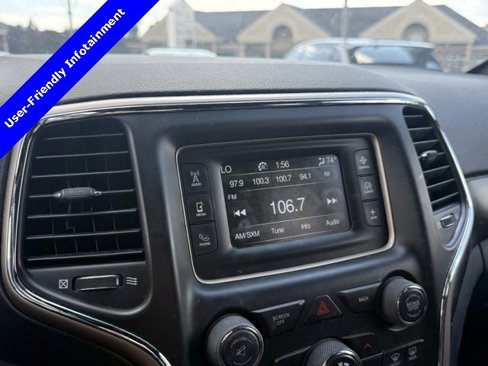 Used 2017 Jeep Grand Cherokee Laredo w/ Quick Order Package 23E image 3
