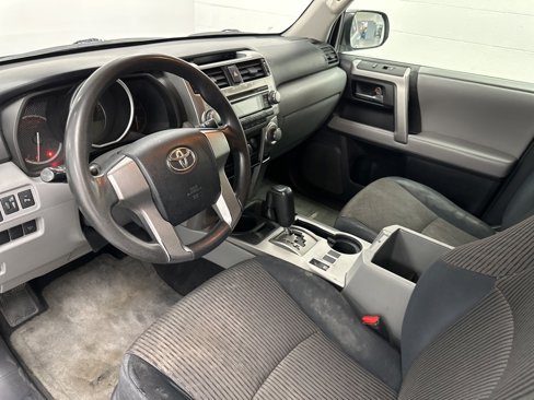 Used 2010 Toyota 4Runner SR5 image 14