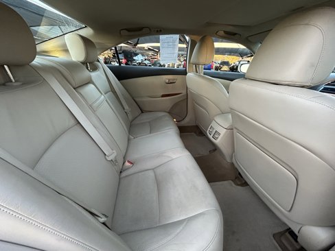 Used 2011 Lexus ES 350 image 32