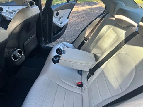 Used 2016 Mercedes-Benz C 300 Sedan image 18