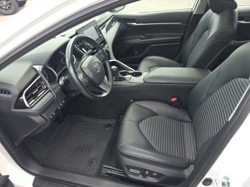 Used 2022 Toyota Camry SE image 31