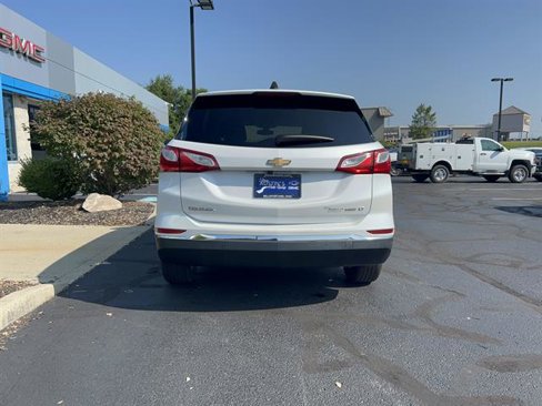 Used 2018 Chevrolet Equinox LT image 6