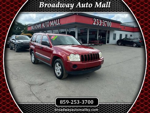 Used 2005 Jeep Grand Cherokee Laredo image 1