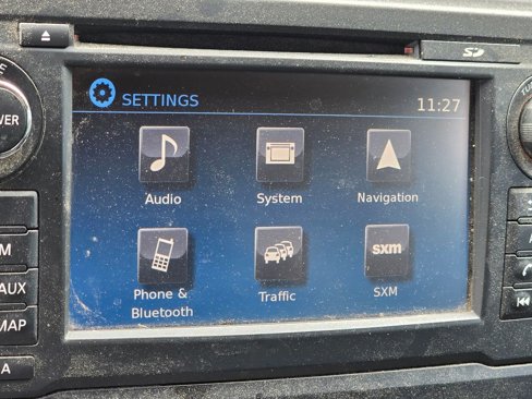 Used 2017 Nissan Titan SV image 22