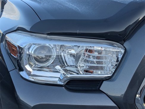 Used 2021 Toyota Tacoma SR5 image 8