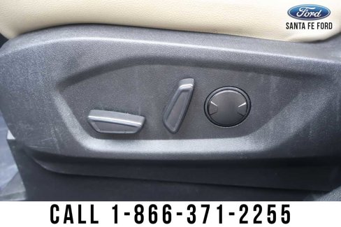 Used 2024 Ford Edge SEL image 18