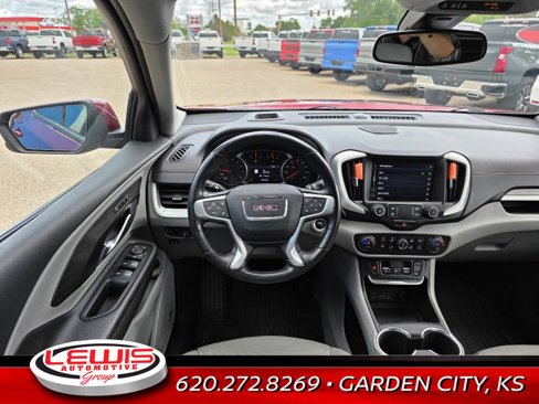 Used 2020 GMC Terrain SLT w/ Preferred Package image 10
