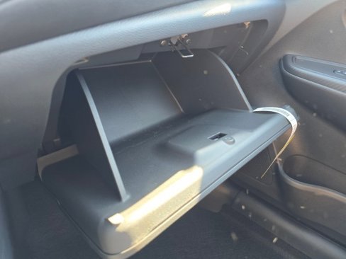 New 2025 Nissan Versa S w/ Trunk Package image 38