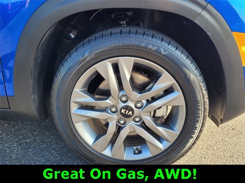 Used 2021 Kia Seltos LX image 9