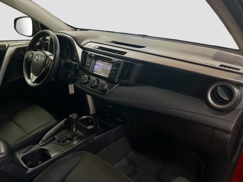 Used 2017 Toyota RAV4 LE image 26