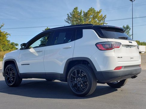 Used 2022 Jeep Compass Altitude w/ Convenience Group image 5