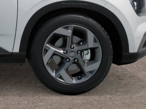 New 2025 Hyundai Venue Limited image 8
