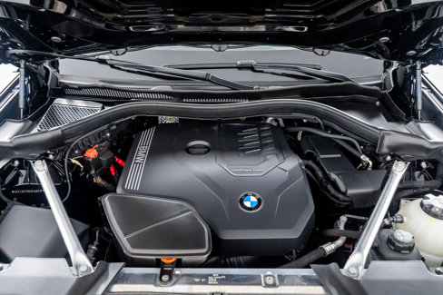 Used 2025 BMW X4 xDrive30i image 53