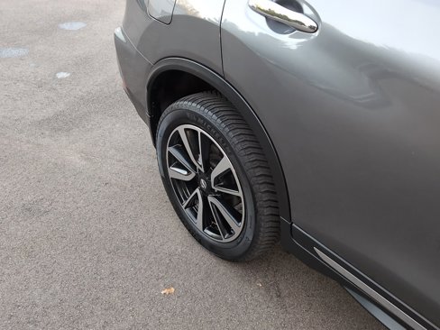 Used 2020 Nissan Rogue SL image 4