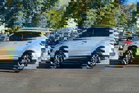 Used 2017 Hyundai Santa Fe SE w/ SE Premium Package 02 image 5