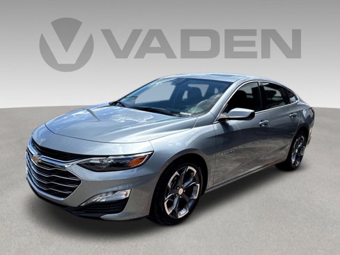 Used 2024 Chevrolet Malibu LT image 3
