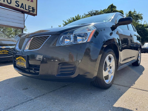 Used 2009 Pontiac Vibe w/ Preferred Package image 1