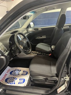 Used 2011 Subaru Forester 2.5X w/ Alloy Wheel Value Pkg image 5
