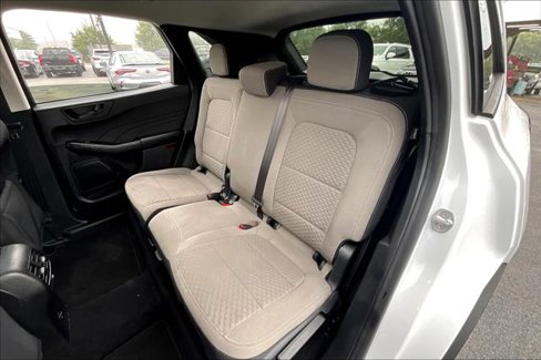 Used 2022 Ford Escape SE image 20