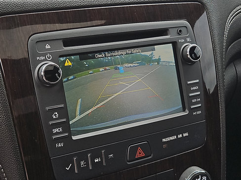 Used 2017 Chevrolet Traverse LT w/ Style and Technology Package image 19