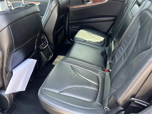 Used 2016 Lincoln MKX Select image 9